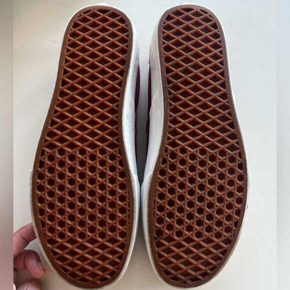 Vans Classic “Pinked” Suede Slip On Men’s 8/Women’s 9.5